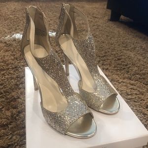 LADIES FORMAL SHOES